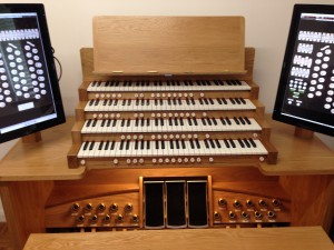 4M Clayesmore Console